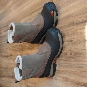 North Face mens slip on snow boot